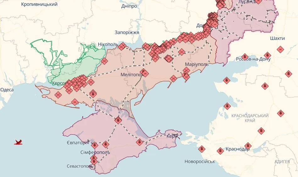 Окупанти вдарили по Херсону та Бериславу: є загиблий і поранені. Фото й відео
