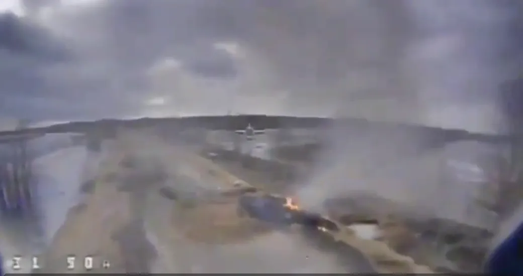 Превратили в металлолом: появились яркие кадры уничтожения расхваленного российского танка Т-90 на левобережье Херсонщины. Видео