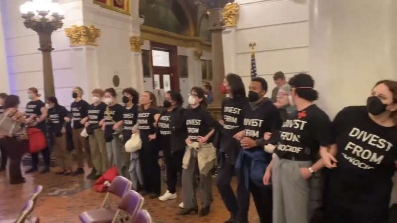 У Пенсільванії в США пройшов пропалестинський мітинг: 200 чоловік затримала поліція. Фото