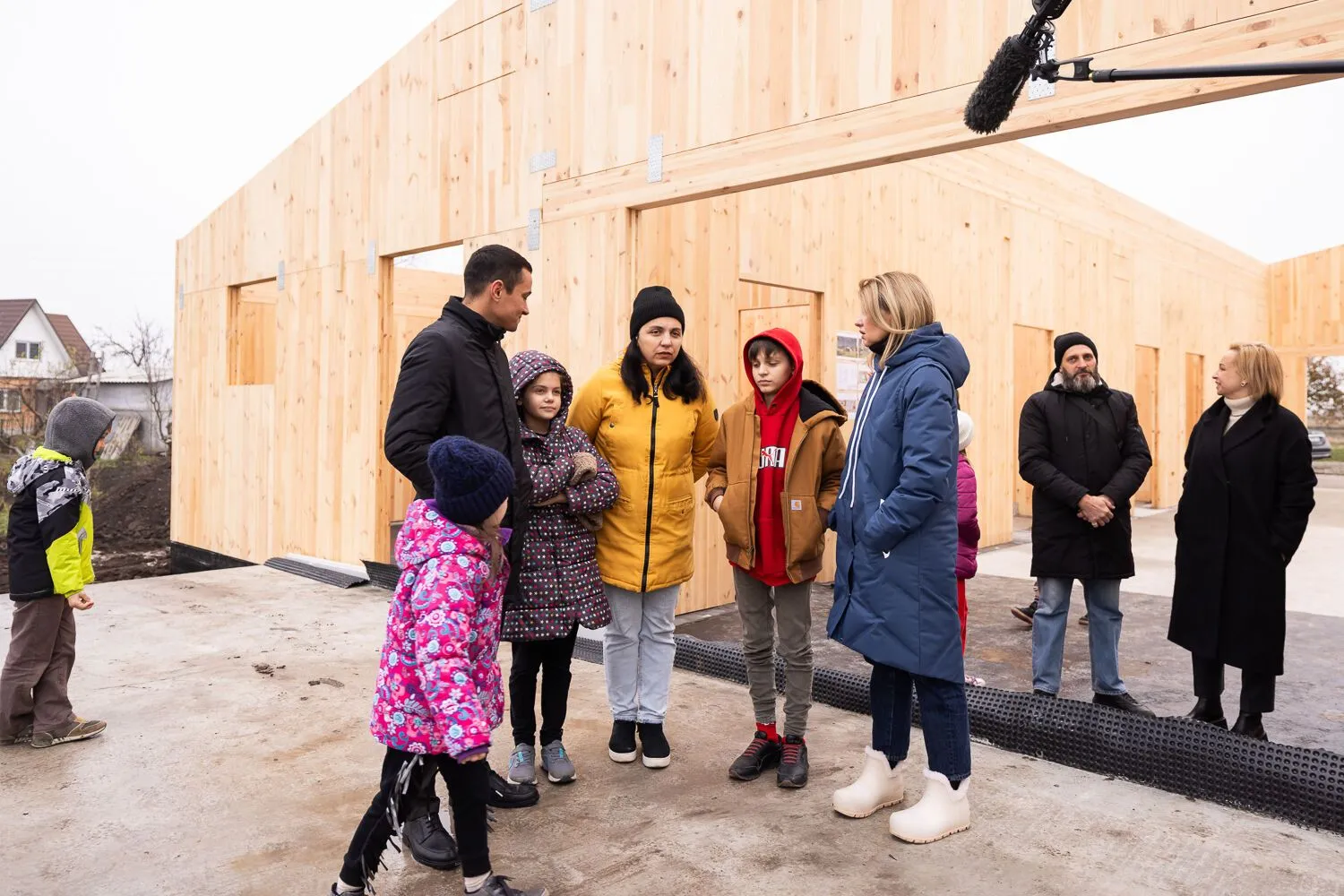 Елене Зеленской исполнилось 46. Самые эффектные образы первой леди, которые хочется рассматривать еще и еще