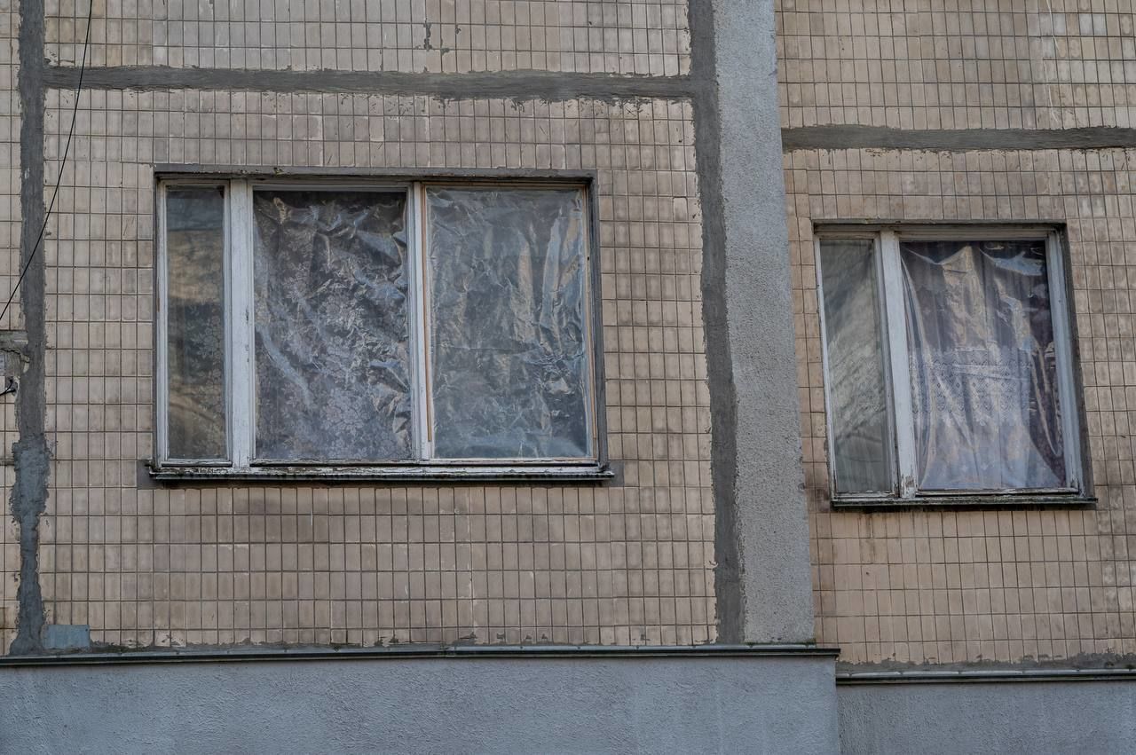 Повреждение в результате ракетной атаки во Львове / © Максим Козицкий / Facebook