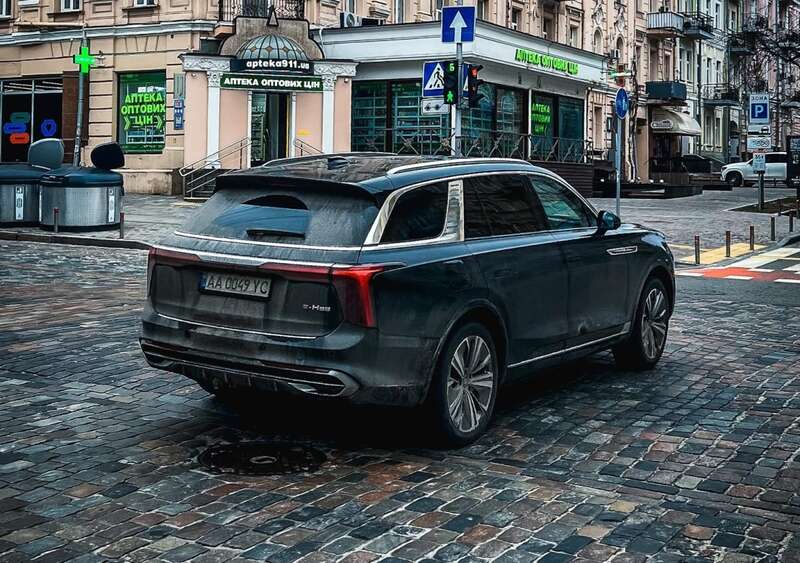 новый Hongqi e-HS9, Hongqi e-HS9, электромобиль Hongqi, китайский электромобиль