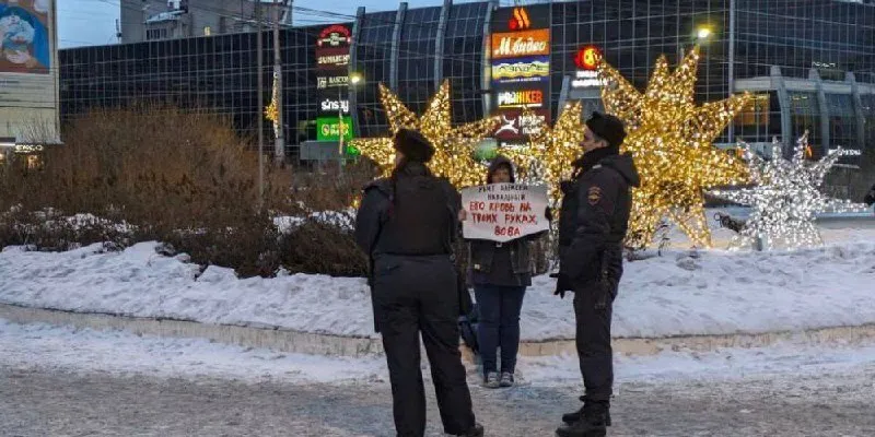 У Росії прізвище Навального прирівняли до екстремістської символіки
 dqxikeidqxidqrant