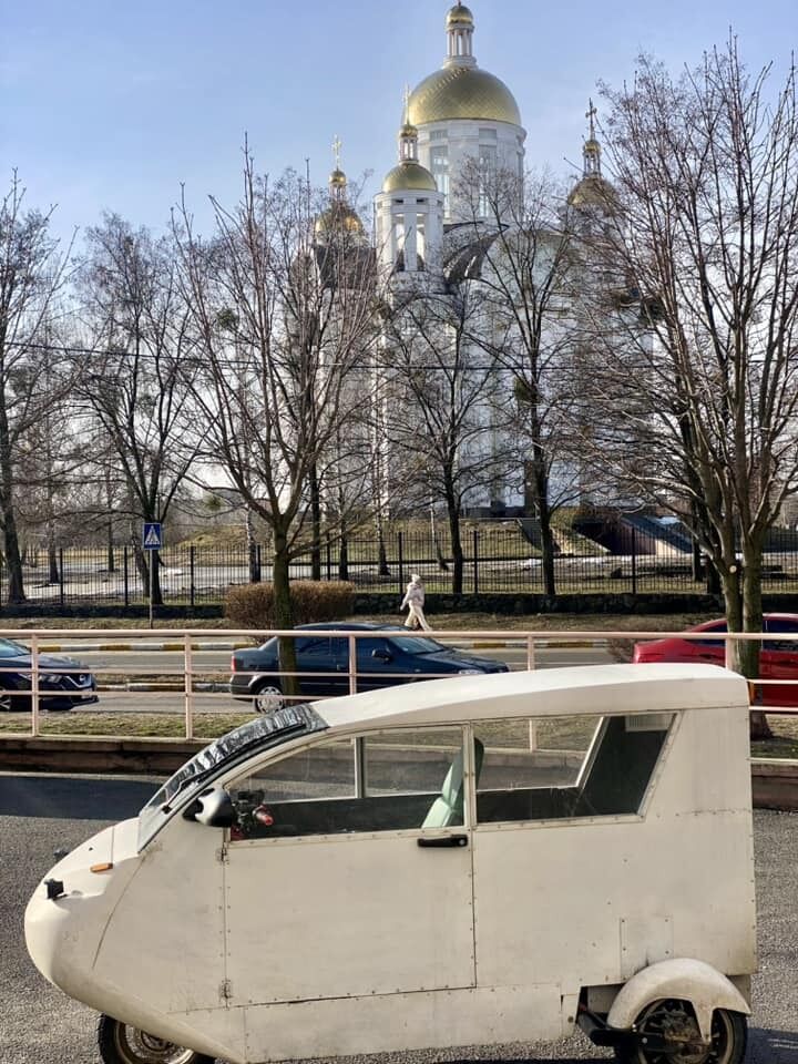 Собирает местный Генри Форд: под Киевом был замечен необычный самодельный транспорт. Фото и подробности