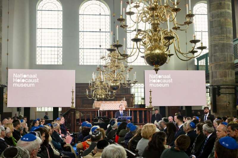        :  / יצחק הרצוג Isaac Herzog