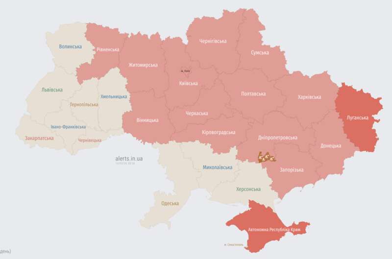 В Киеве и большинстве областей – воздушная тревога. Есть угроза баллистики dqxikeidqxidqrant