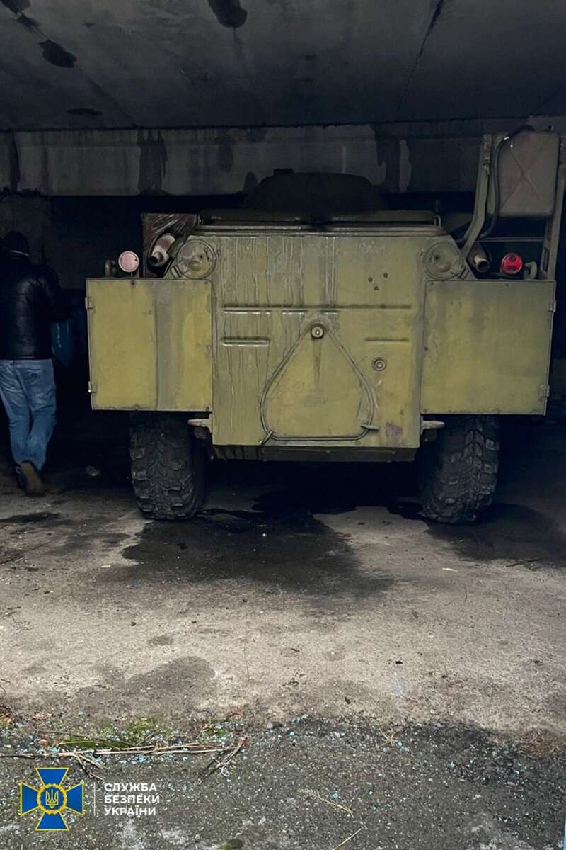 BRDM and shots from grenade launchers: near Kiev, the SBU discovered several Russian caches of weapons. Photo dqxikeidqxiqqdant