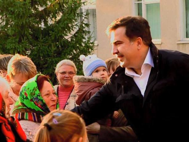 Саакашвілі з’їздив на електричці в Роздільнянский район Одещини - фото 3 Саакашвілі з’їздив на електричці в Роздільнянский район Одещини - фото 3