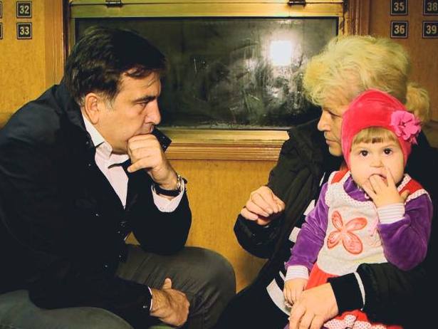 Саакашвілі з’їздив на електричці в Роздільнянский район Одещини - фото 4 Саакашвілі з’їздив на електричці в Роздільнянский район Одещини - фото 4