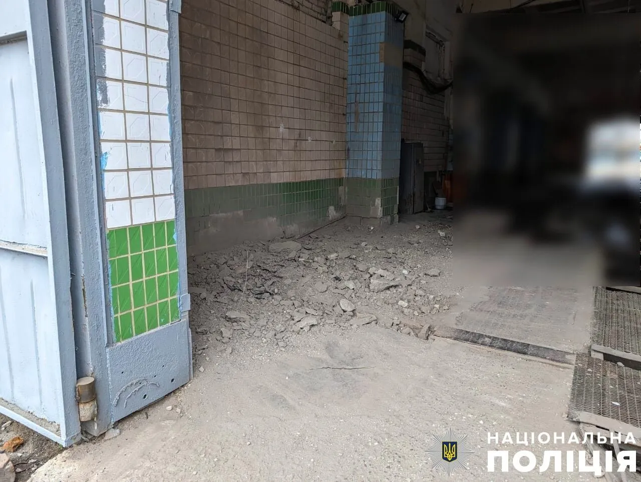 Окупанти вдарили по Іванівці на Херсонщині, постраждали працівники поліції. Фото dqxikeidqxidqeant