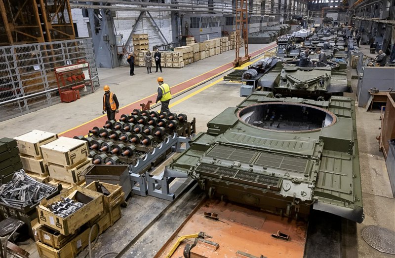 Сборник САУ на заводе в Екатеринбурге, РФ.