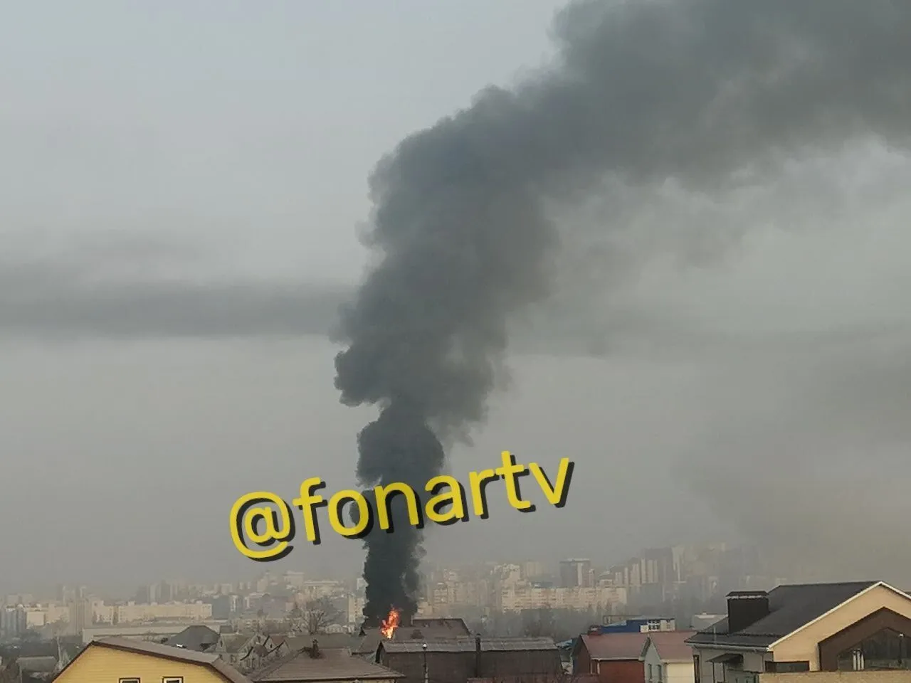 В Белгороде показали последствия атак БПЛА, жалуются на развалившиеся дома. Фото и видео