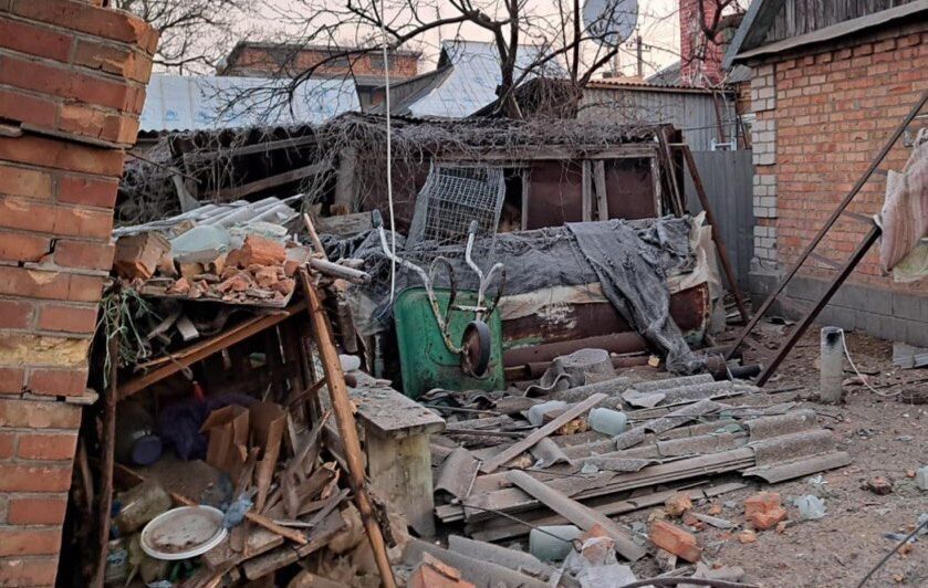 In the Dnepropetrovsk region, the Russian army hit an energy facility and a college: photos of the destruction