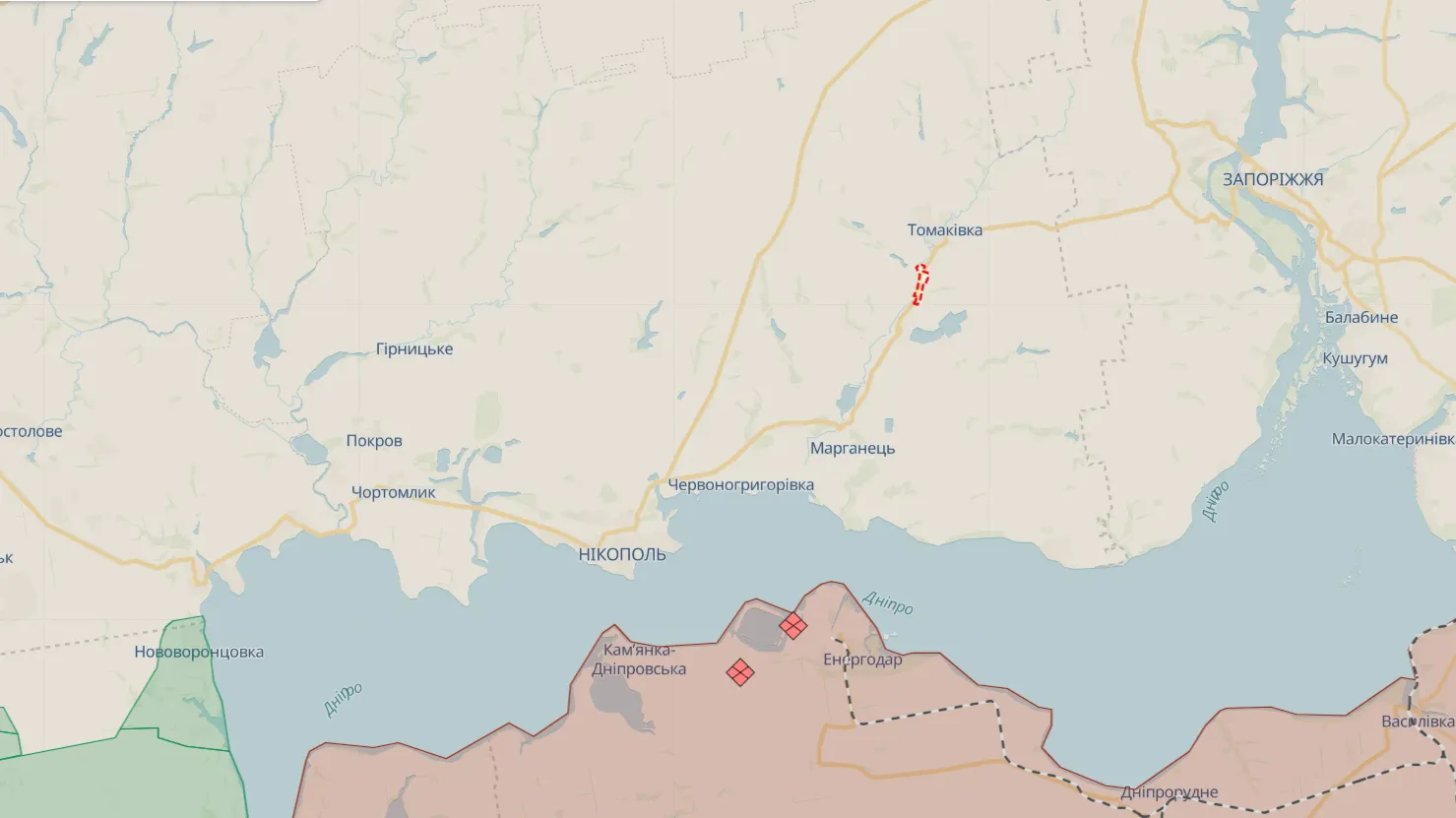 На Дніпропетровщині ворожий дрон-камікадзе поцілив в авто: є загиблий і поранений