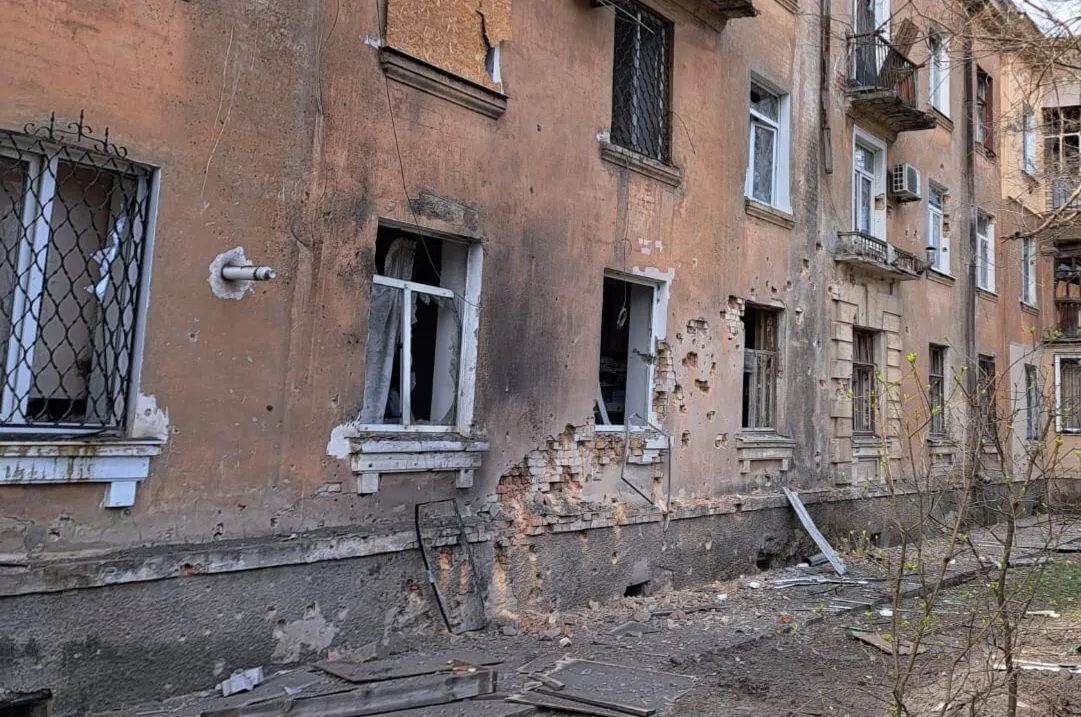 The Russians shelled the Nikopol region: there is destruction of the housing sector. Photo