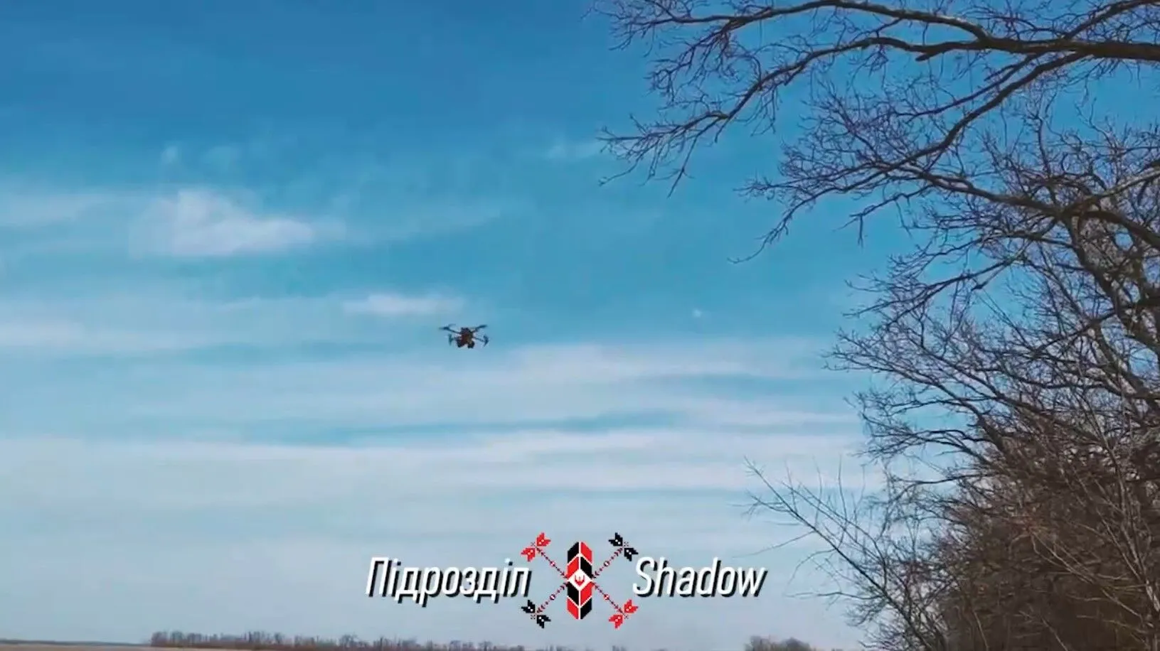 Ukrainian soldiers destroyed a Russian T-90M tank with a drone drop dqxikeidqxidqrant