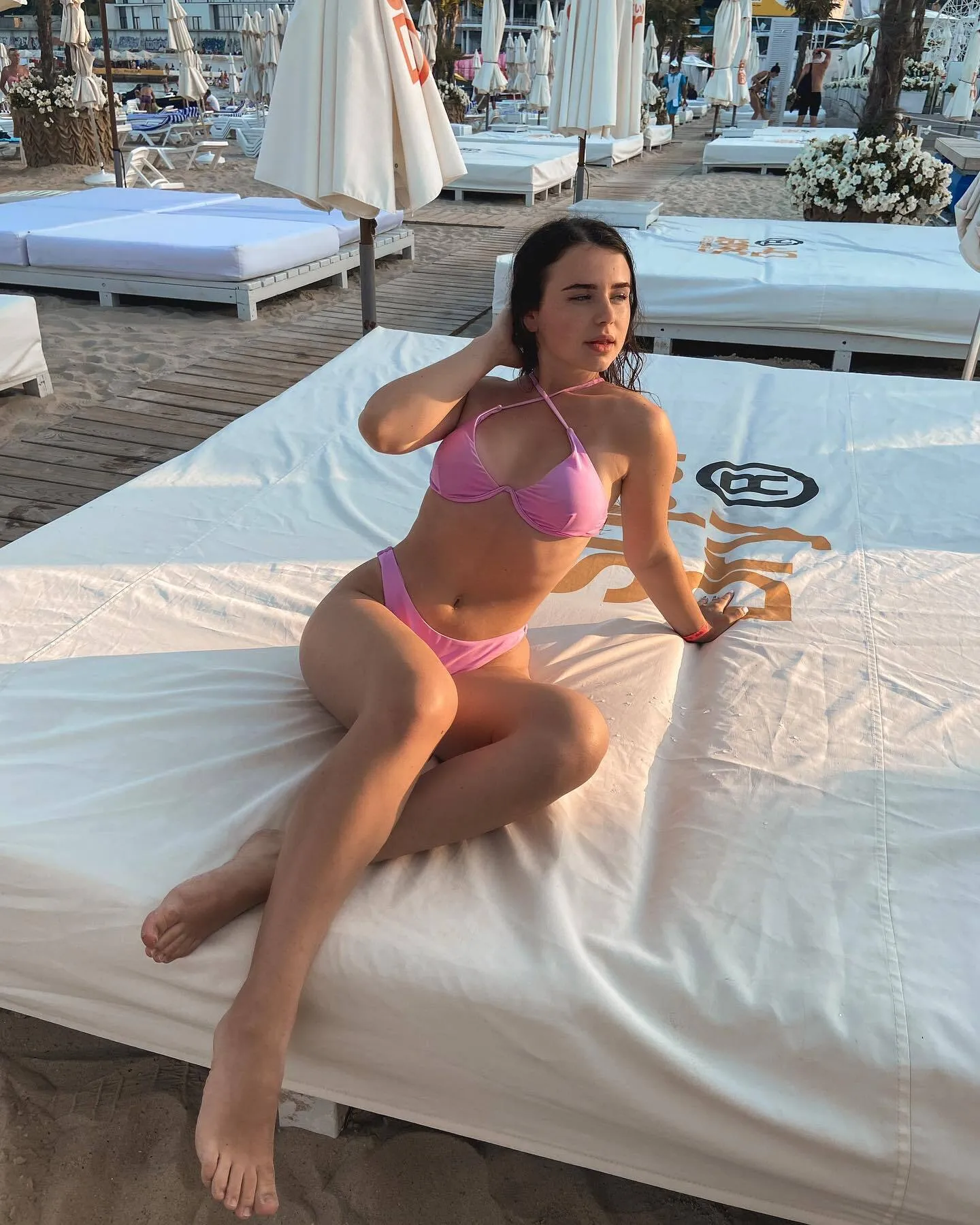 Вела гламурне життя в Європі під час повномасштабної війни: що відомо про загиблу в Італії українську модель