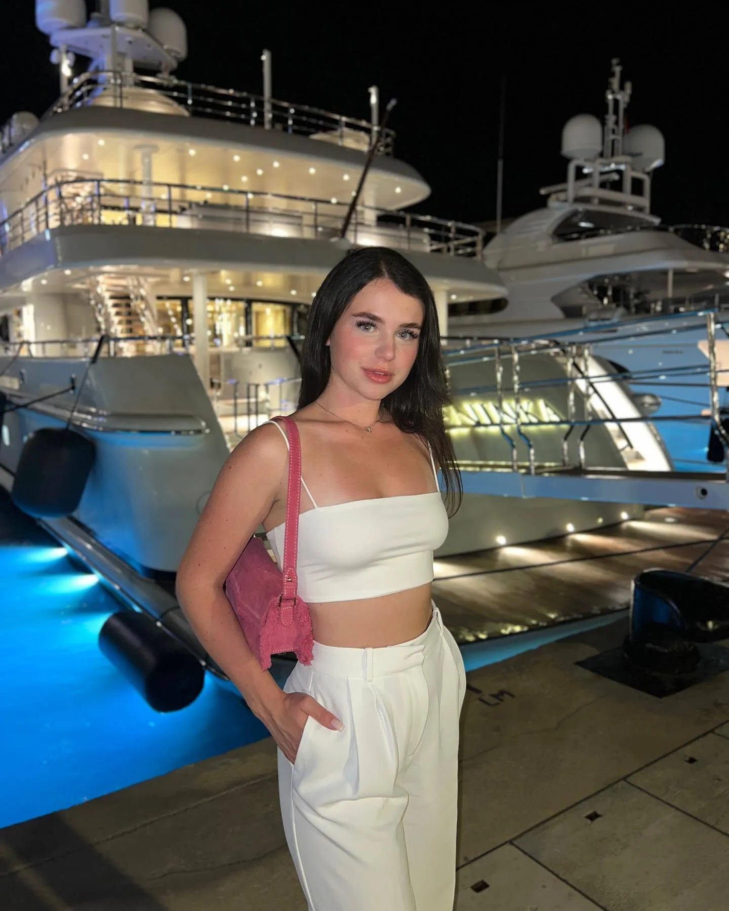 Вела гламурне життя в Європі під час повномасштабної війни: що відомо про загиблу в Італії українську модель