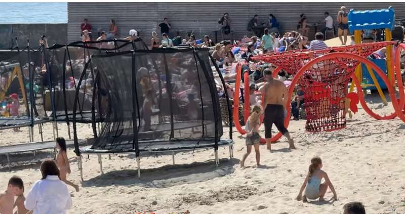 В Одесі планують відкрити пляжі та розпочати курортний сезон: які ціни на відпочинок dqxikeidqxiuuant