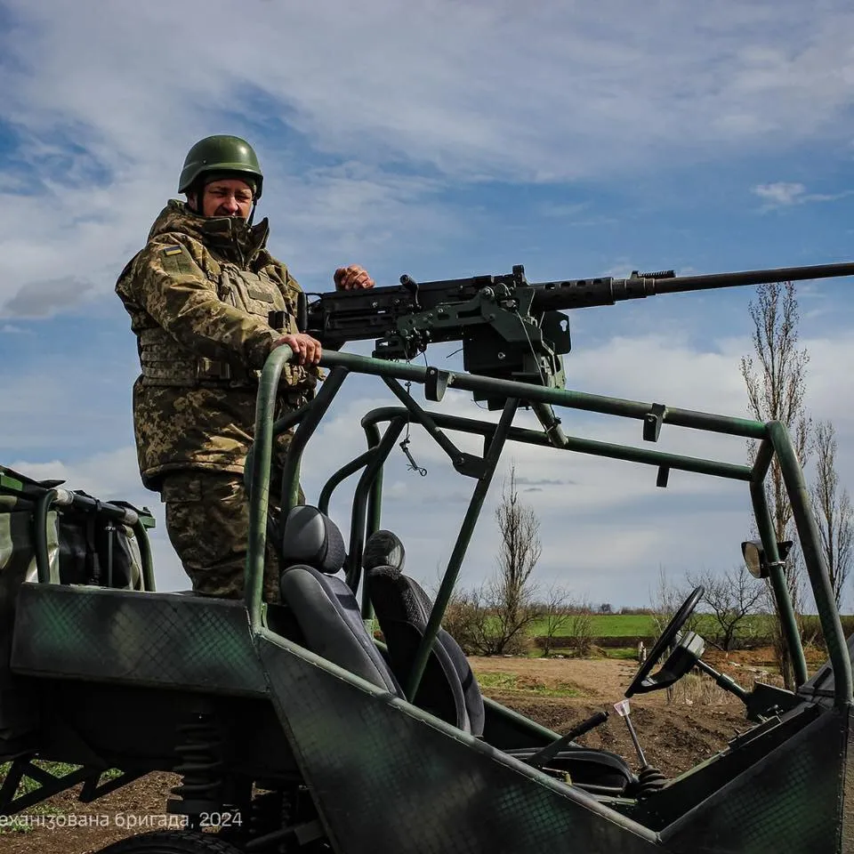 High maneuverability and firepower: the Armed Forces of Ukraine showed the use of buggy vehicles at the front. Photo dqxikeidqxidqrant