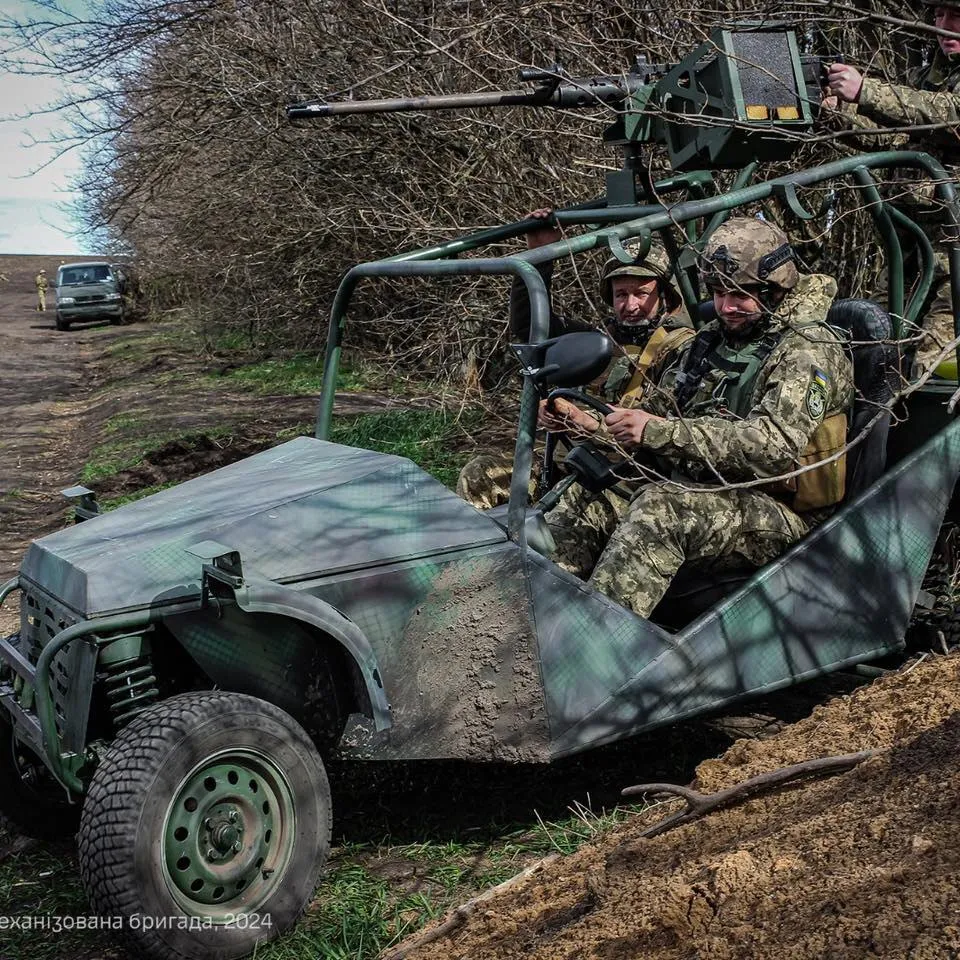 High maneuverability and firepower: the Armed Forces of Ukraine showed the use of buggy vehicles at the front. Photo