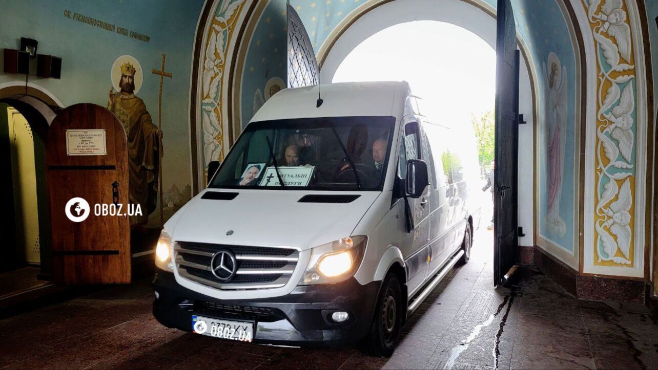 В Киеве прощаются с Дмитрием Капрановым. Фото и видео