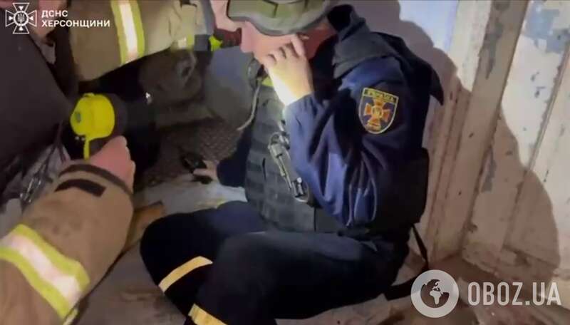 One of the rescuers was injured