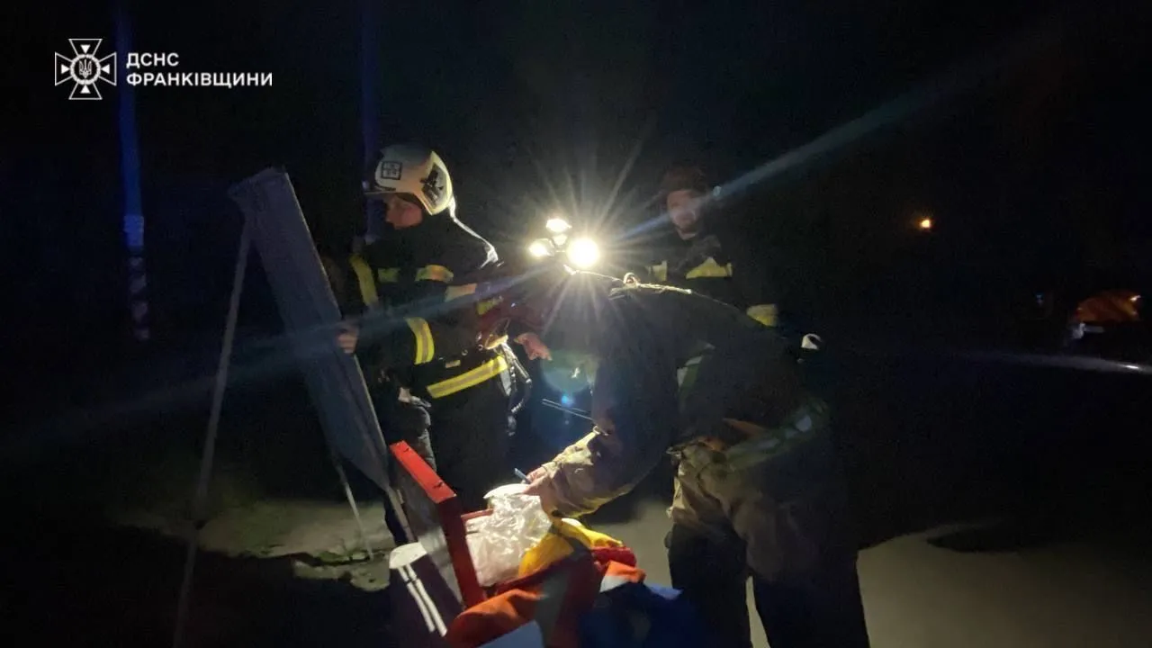 Целью окупантов в Ивано-Франковской области стал объект критической инфраструктуры: произошел пожар. Фото