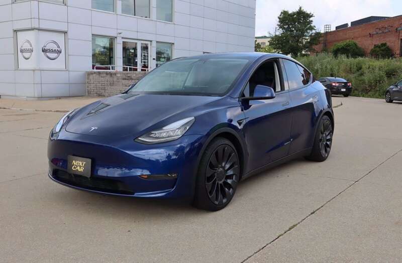 Tesla Model Y 2022          