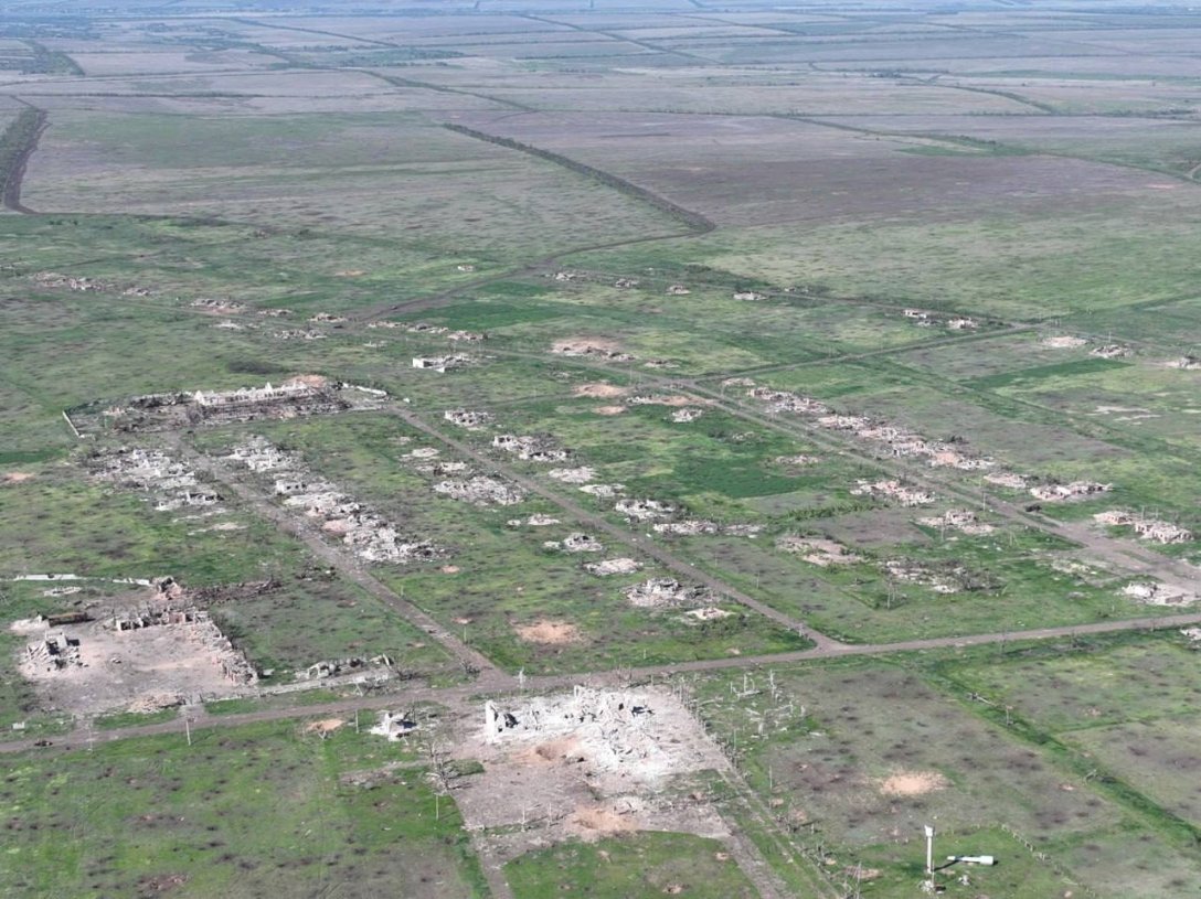 Руїни Роботиного dqxikeidqxiqqeant