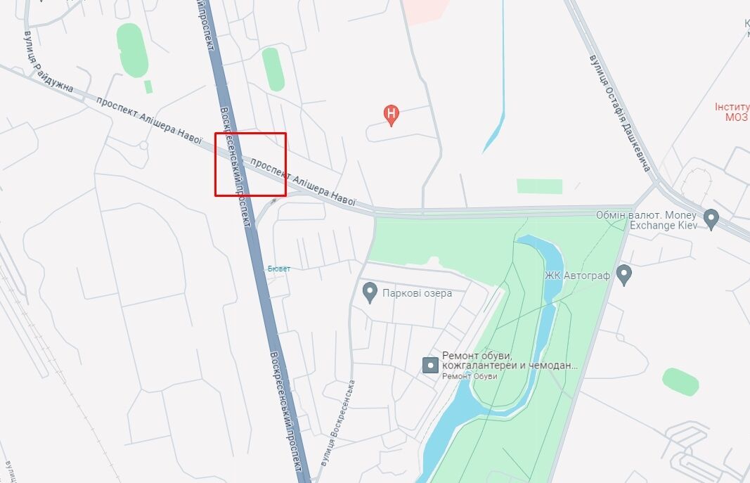 У Києві сталась аварія за участі вантажівки та маршрутки: на місці кілька швидких. Подробиці і фото dqxikeidqxidqrant