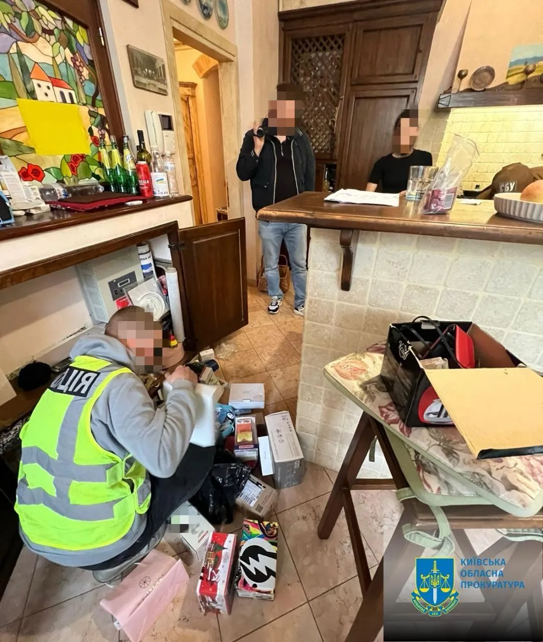 Продавали ухилянтам