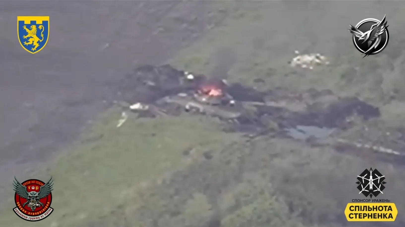 Біля кордону з Сумщиною воїни ЗСУ знищили два російських танки: відпрацювали артилерія і FPV-дрони. Відео