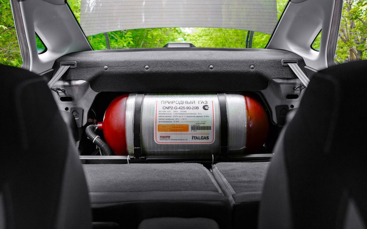 Украинских водителей обязали нанести специальные метки на собственные автомобили Українських водіїв зобов’язали нанести спеціальні мітки на власні автомобілі dqxikeidqxidqeant