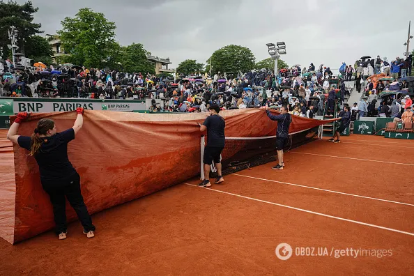   .  Roland Garros     