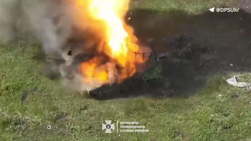 Прикордонники відбили ворожий штурм на Бахмутському напрямку: окупанти відступили із втратами. Відео