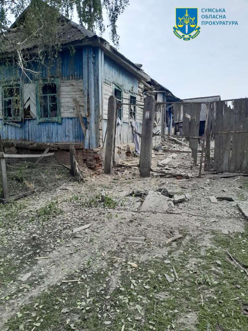 Росіяни обстріляли 5 громад Сумщини протягом дня: в області зафіксовано 75 вибухів dqxikeidqxidqeant