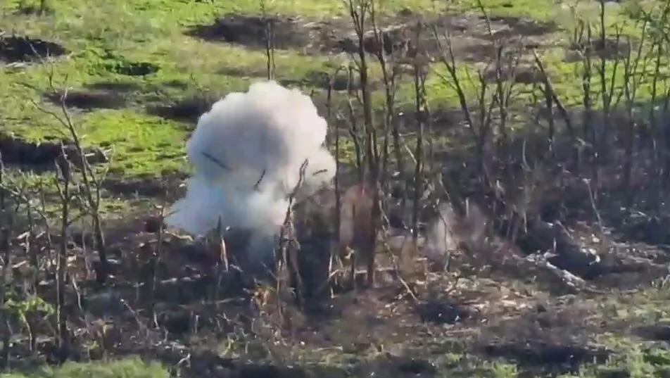 У ворога мінус БМП і МТ-12 dqxikeidqxidqeant