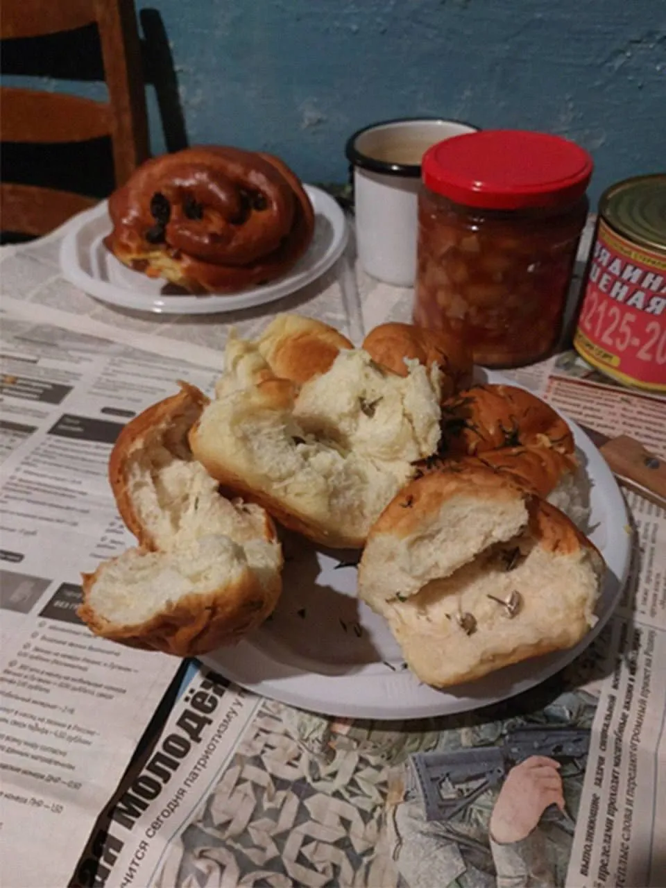 Угостила пирожками с канцелярскими кнопками: оккупанты устроили истерику из-за бабушки-