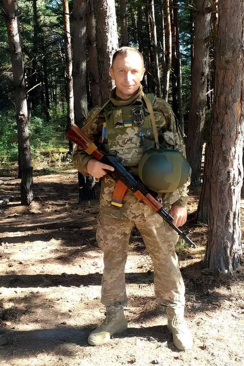 Був командиром піхотної роти: у лікарні від отриманого поранення помер військовий із Київщини Вадим Лисак. Фото dqxikeidqxidqrant