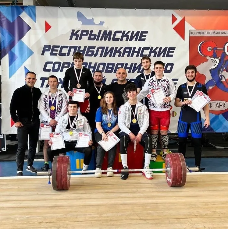 Втік до Криму від градів у Маріуполі: куди зник найкращий важкоатлет України, який привозив медалі чемпіонатів світу та Європи