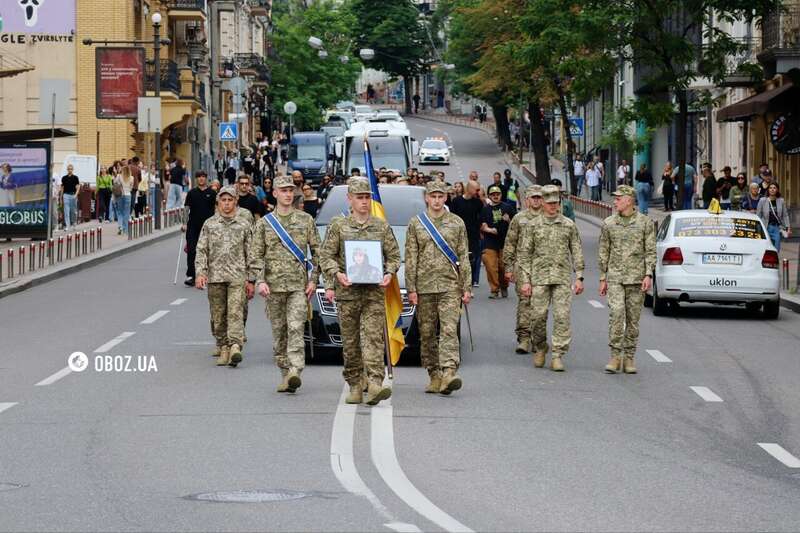 У Києві попрощались із військовослужбовицею з Криму Шурою