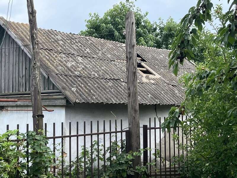 Є пошкоджені будинки, дві жінки постраждали