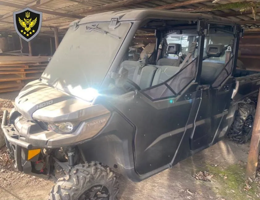 Україна продасть баггі Traxter Віктора Медведчука