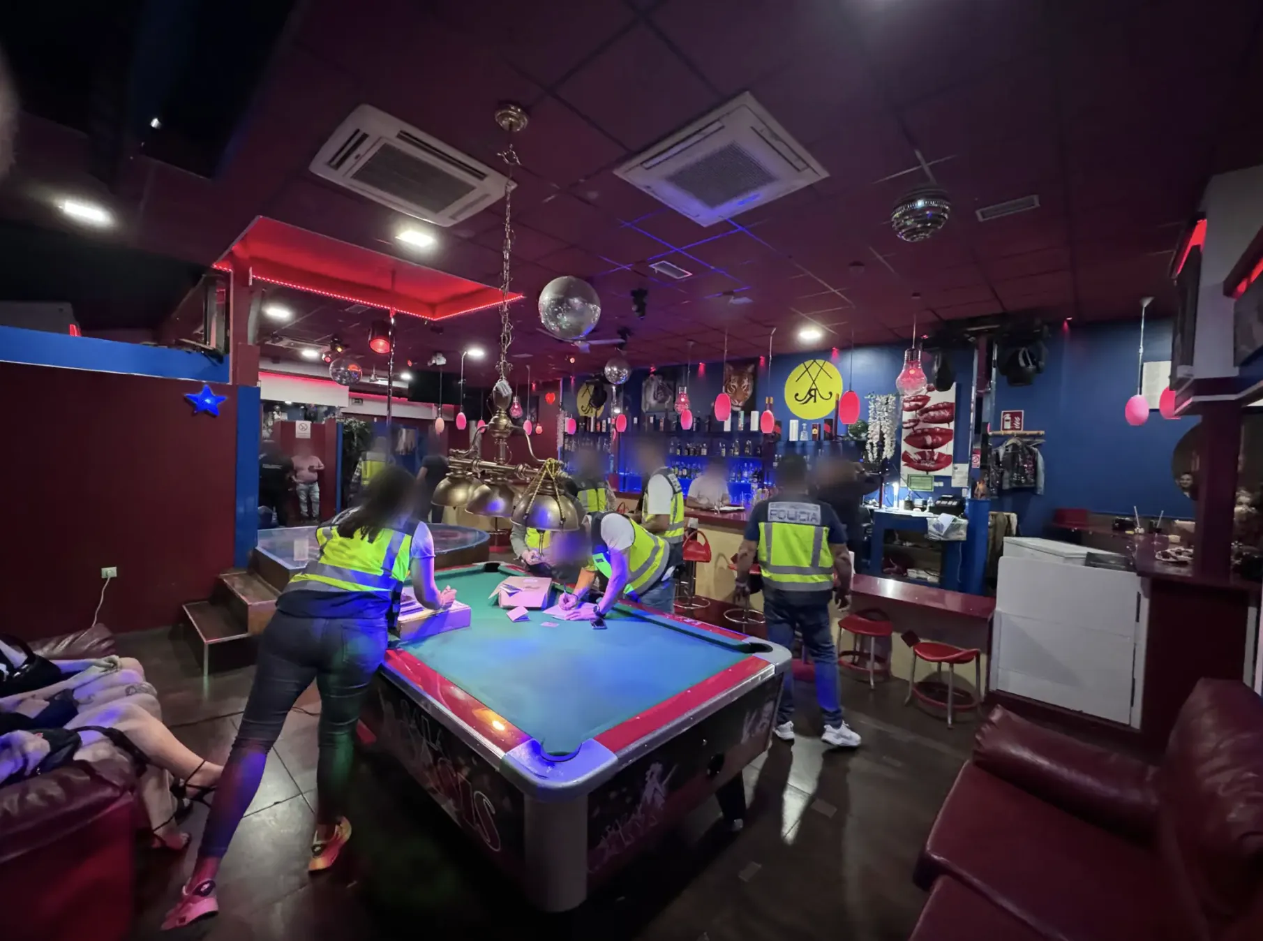 В Іспанії затримали злочинну групу за підозрою у сексуальній експлуатації українок