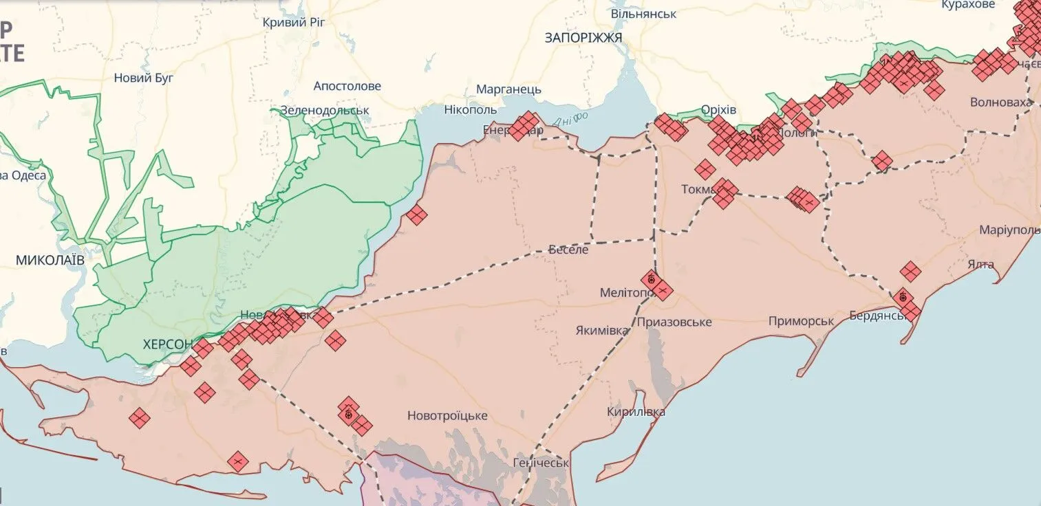 Били FPV-дронами: прикордонники  завдали удару по позиції противника на півдні та знищили систему звʼязку. Відео