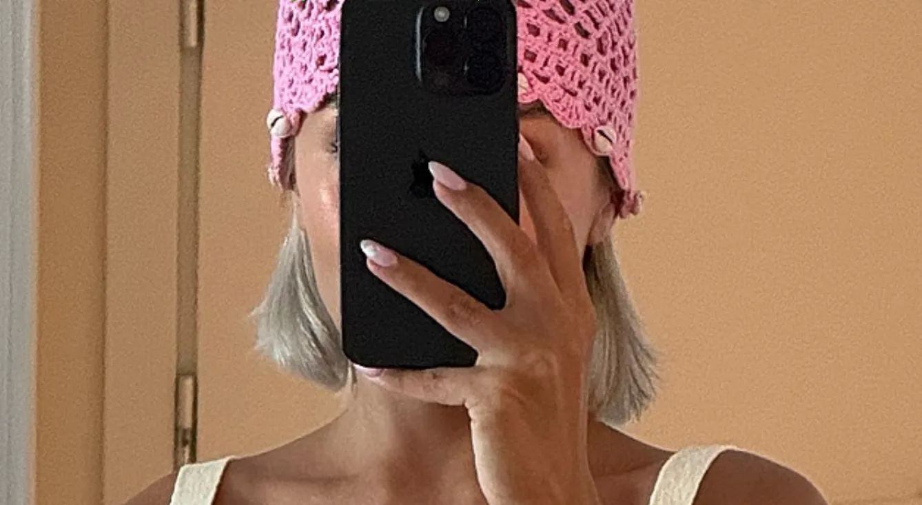 З Москви? Мудрик показав, з ким у ліжку дивився футбол, а потім вилучив відео dqxikeidqxidqrant