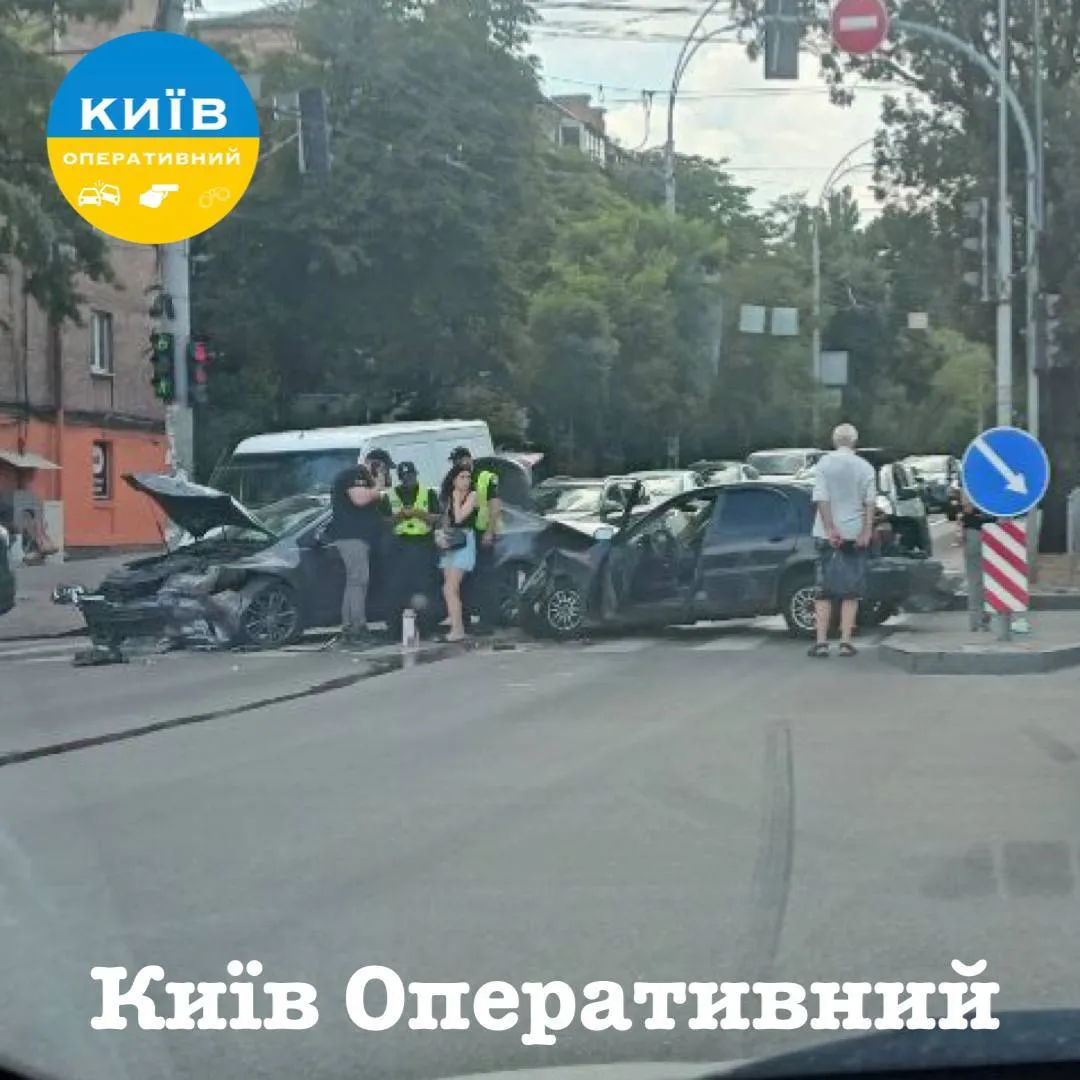У Києві біля станції метро