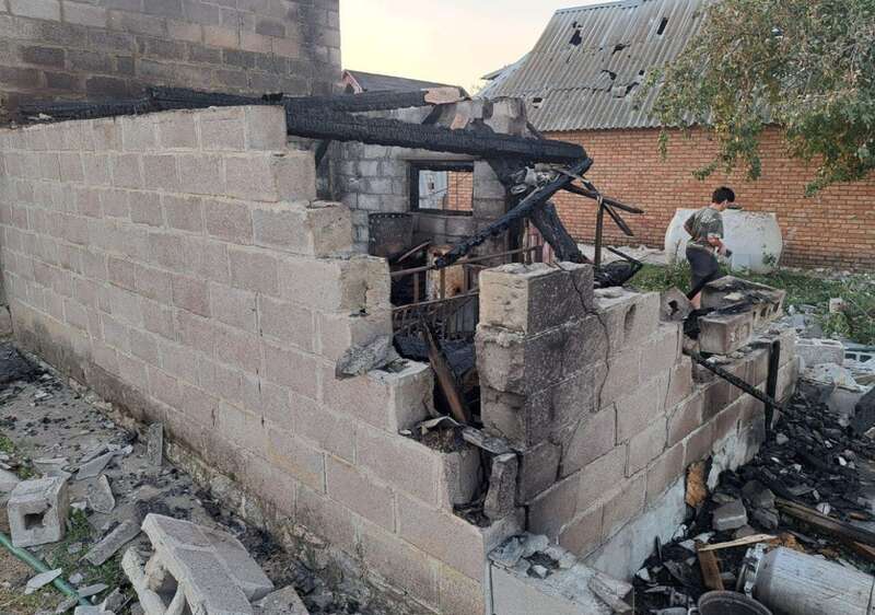 На Дніпропетровщині після ударів РФ спалахнули пожежі, є постраждала. Фото