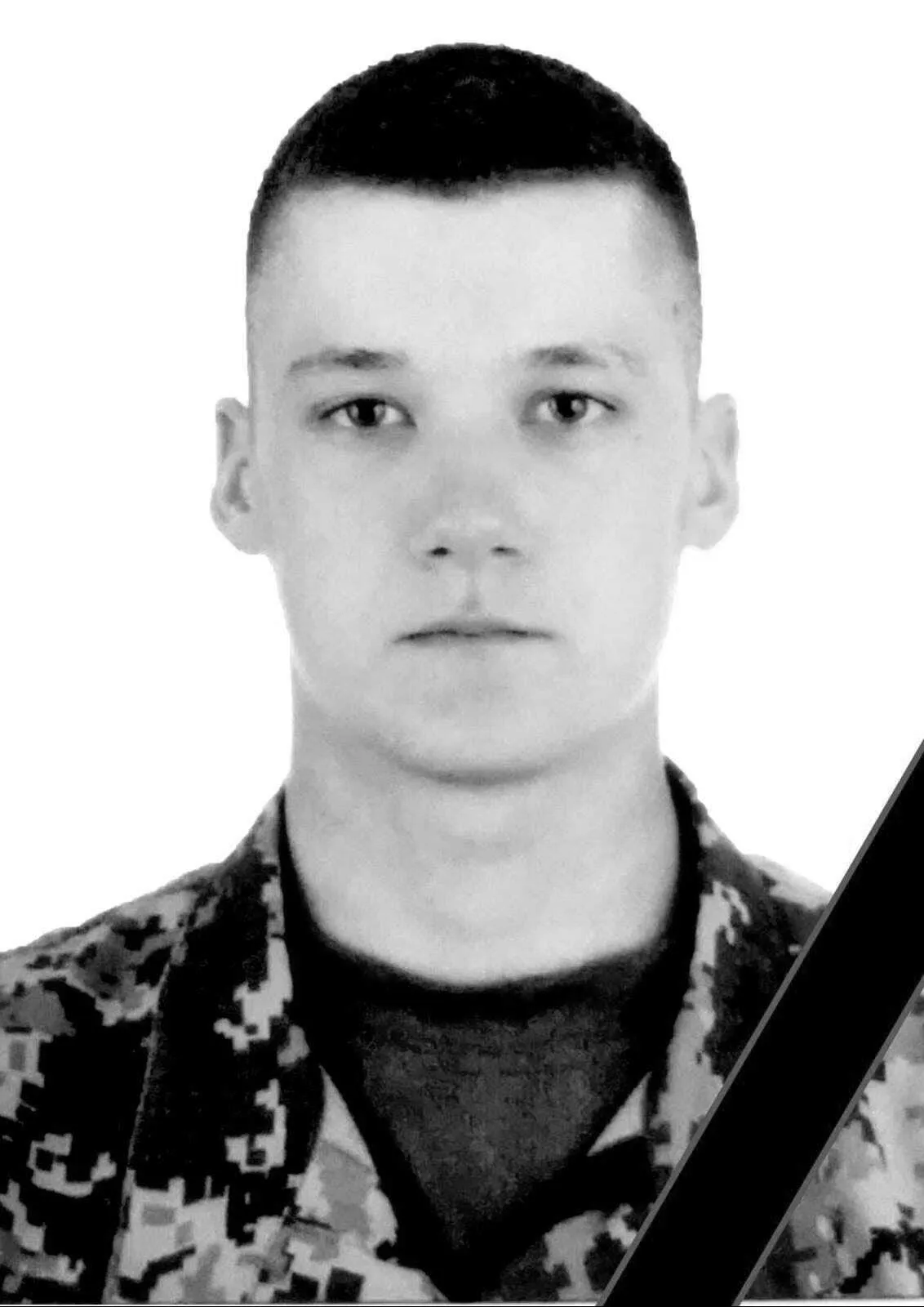 Віддав життя за Україну: у навчальному центрі загинув курсант ССО зі Львівщини. Фото dqxikeidqxidqeant